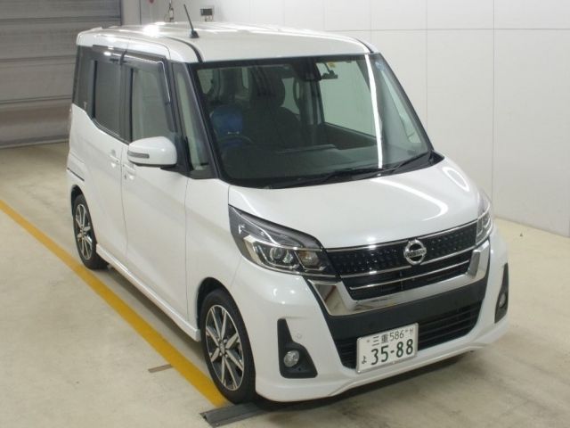 3056 Nissan Dayz roox B21A 2018 г. (NAA Nagoya)